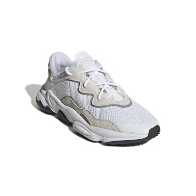 ee6464_6_footwear_photography_front-lateral-top-view_white-1662471938